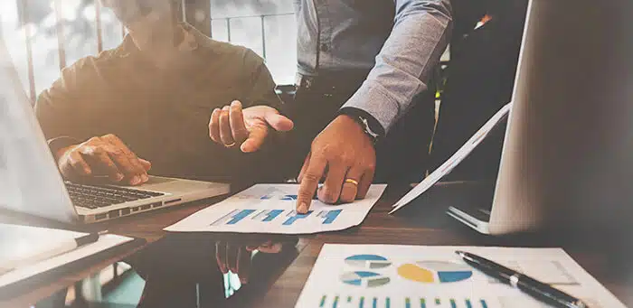 X Estratégias de gerenciamento de risco a serem implementadas ao expandir para a América2 700x341 1
