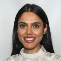 Saadia Basharat, tohtori